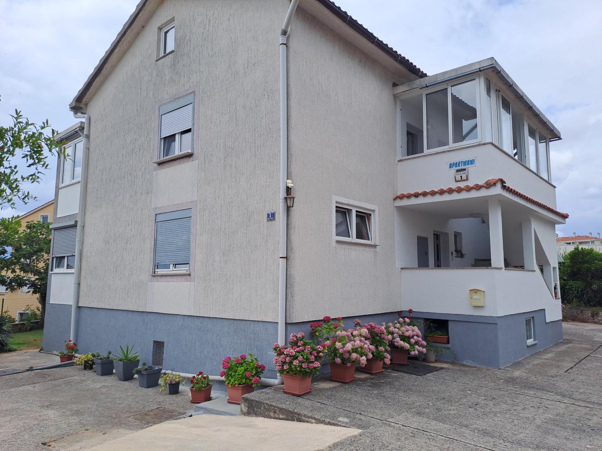 Studio Apartments Maslinik Krk Town Dış mekan fotoğraf